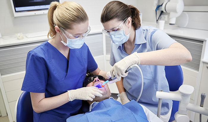What is a Level 2 Dental Assistant?