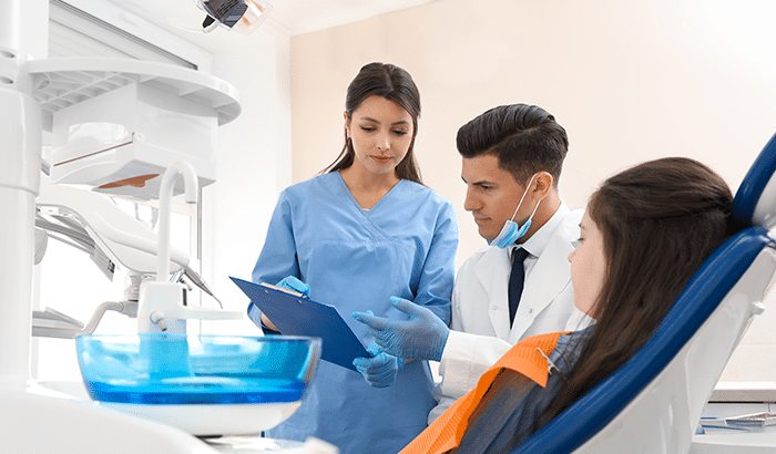 What Can I Expect My First Week of Dental Assistant School?
